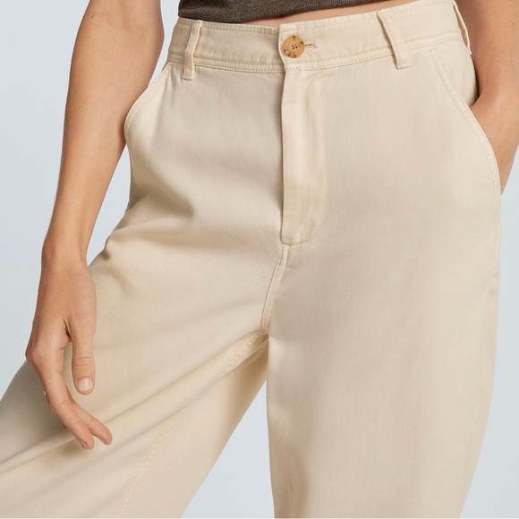 Everlane NWT Tencel Relaxed Chino Size 2 parchment - Picture 4 of 16